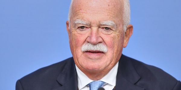 Gauweiler fordert CSU-Bündnis mit Freien Wählern im Bund