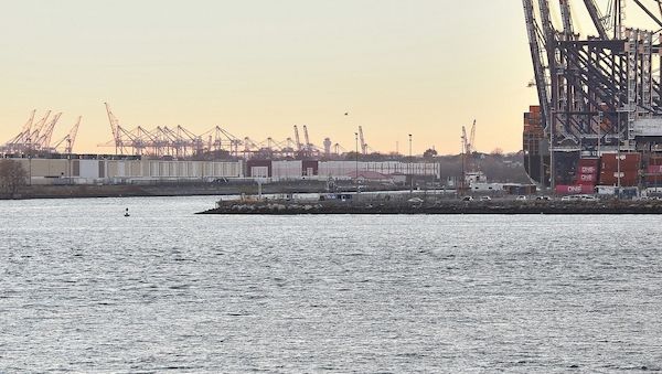 DIHK-Chef fordert Abschaffung des Energieverbrauchdeckels