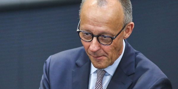 Verdi-Chef verteidigt Buhrufe gegen Merz