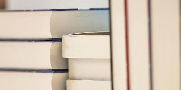 Berlin fördert Literaturprojekte und Lesereihen 2027/2028