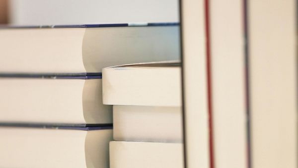 Berlin fördert Literaturprojekte und Lesereihen 2027/2028