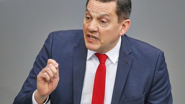SPD reagiert zurückhaltend auf Selbstbestimmungsgesetz-Vorstoß