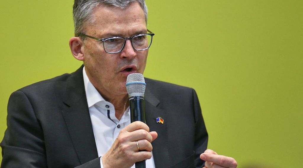 Kiesewetter kritisiert Teilnehmer von russischem Wirtschaftsforum