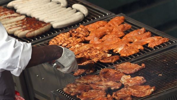UN: Weltweit essen Menschen sechsmal mehr Hähnchen als noch 1961