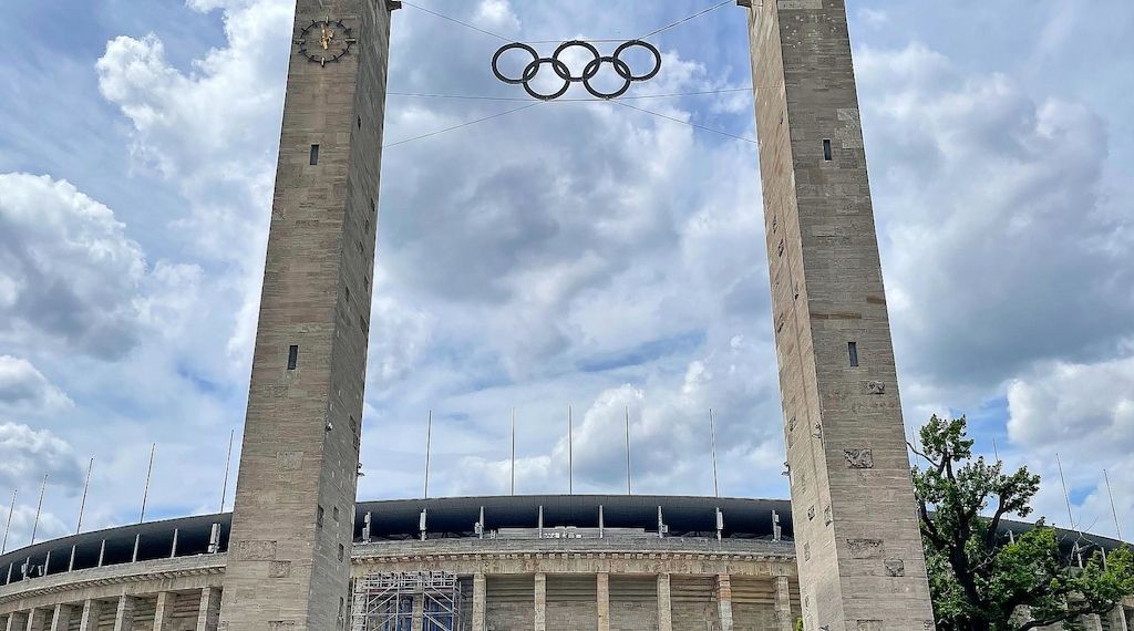 Polizei sucht weiter nach Verdächtigen nach Ausschreitungen im Olympiastadion