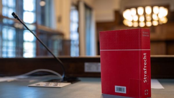 Berlin: Mann stirbt nach Injektionen – Sexarbeiterinnen vor Gericht
