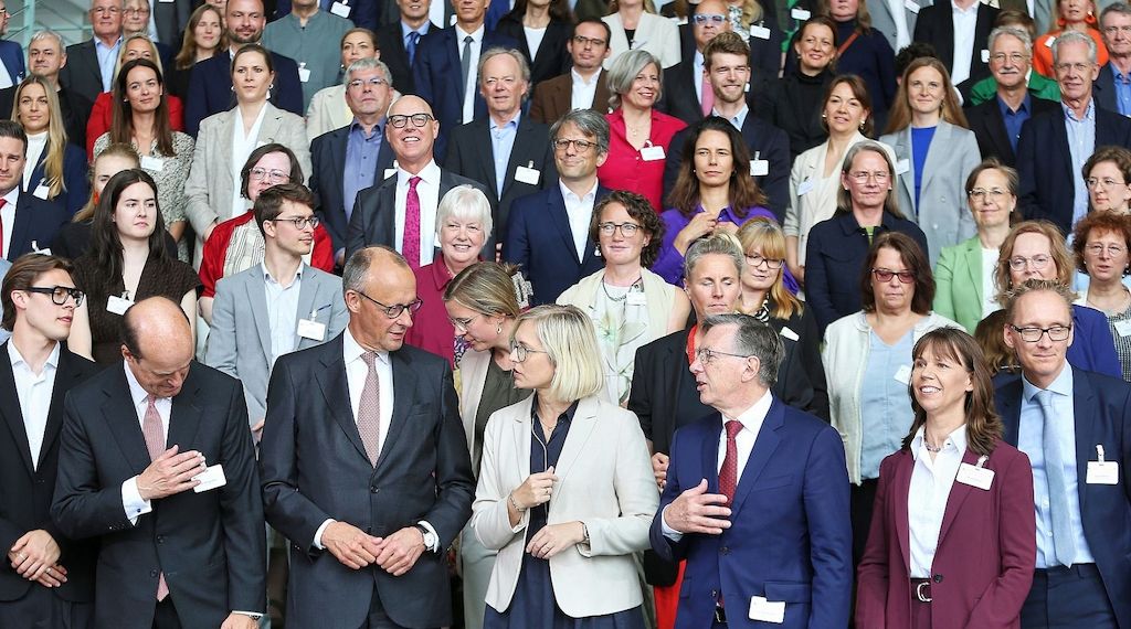 Ehrenamtliche Initiativen im Kanzleramt ausgezeichnet