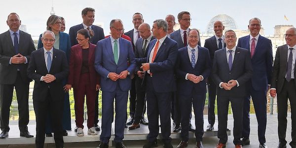 IG Metall mahnt Fortsetzung des Sozialpartnerdialogs an
