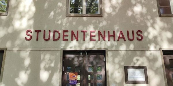 Grüne fordern im Bundestag höhere BAföG-Sätze und bessere Bildungschancen