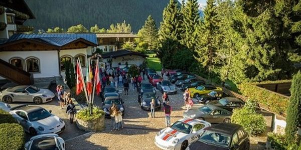 Faszination Porsche – Leidenschaft trifft auf alpine Perfektion: Das 911er-Treffen im 5-Sterne SPA Hotel Jagdhof im Stubaital