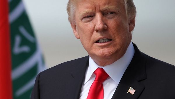 Trump droht Iran mit "totaler Kontrolle" über Ölinfrastruktur