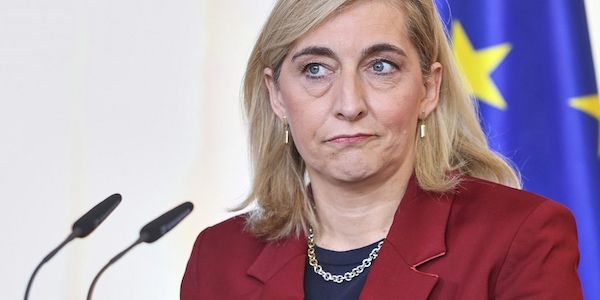 Warken signalisiert Bereitschaft zu Änderungen an Kassenreform