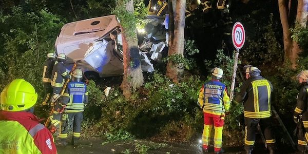Verkehrsunfall in Lütgendortmund fordert Menschenrettung