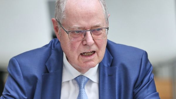 Steinbrück will Bedingungen für Ende von Brandmauer zur AfD