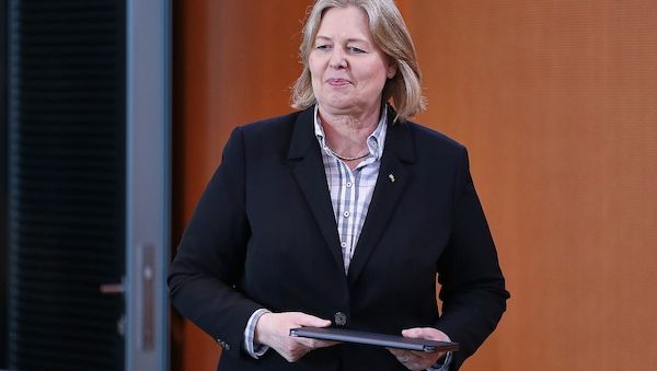 Beamtenbund-Chef wirft Bas und Linnemann Populismus vor