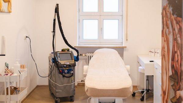 Männer, Schluss mit Stoppeln und Rasur-Stress