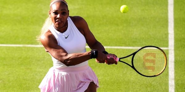 Tennis-Ikone Serena Williams spielt in Berlin mit Muchova im Doppel