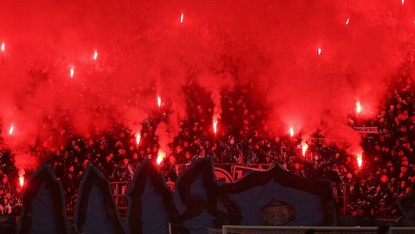 Reul kritisiert Fußballvereine für Umgang mit Stadion-Tätern