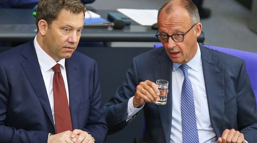 Insa: Union und SPD legen leicht zu