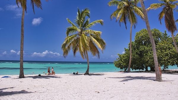 ARAG Experten mit Tipps für einen gelungenen Strand-Urlaub