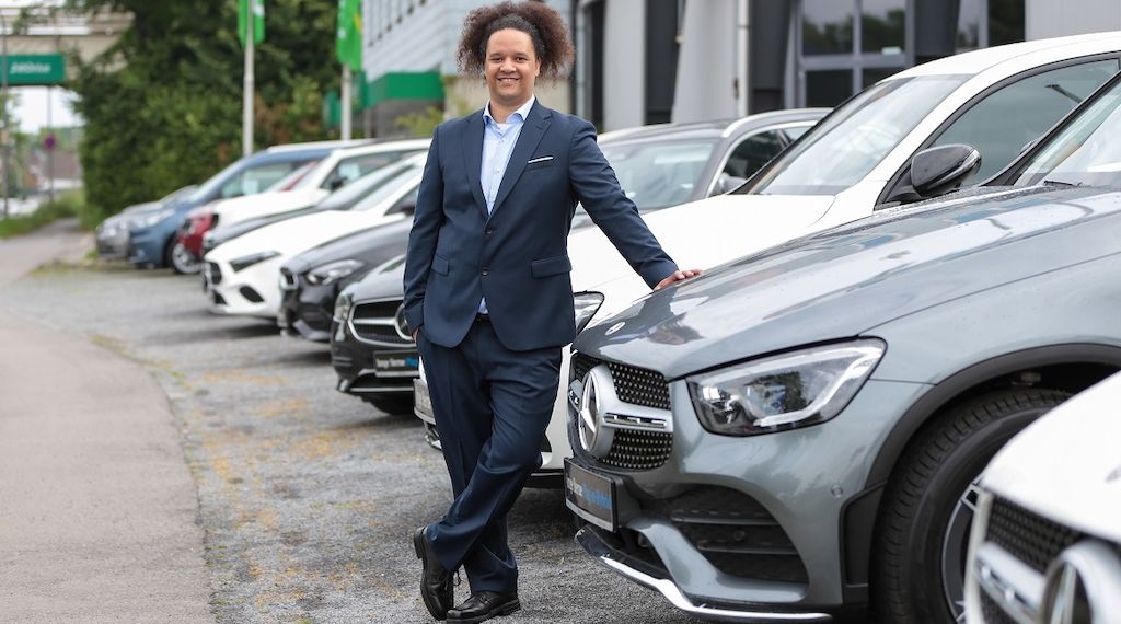 Automobilvertrieb 2.0: Wie Rosolski den Erfolg von Autohäusern neu definiert