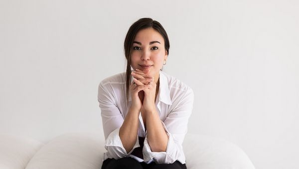 Der Weg zur Selbstfindung: Amira Ben Achour im Gespräch