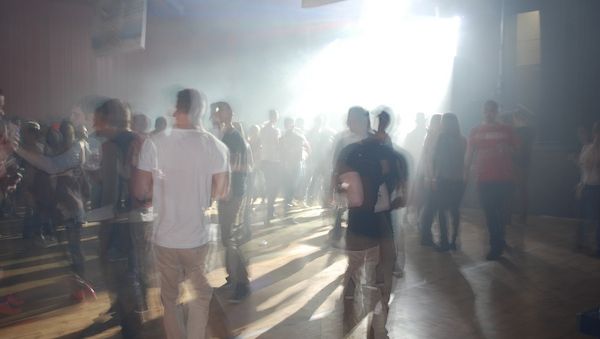 Experten mit schwofigen Urteilen zum Welttanztag am 29. April