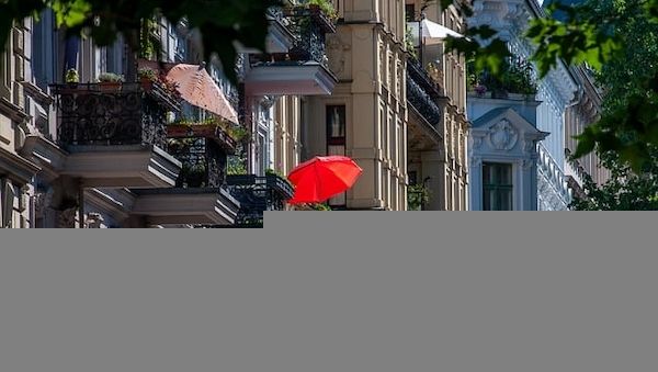 Experten über Grenzen beim Spaß auf Balkon und Terrasse