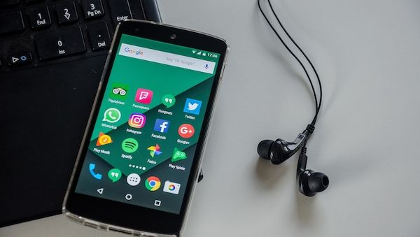 IT-Experten über Gefahren, die bei Messengern lauern