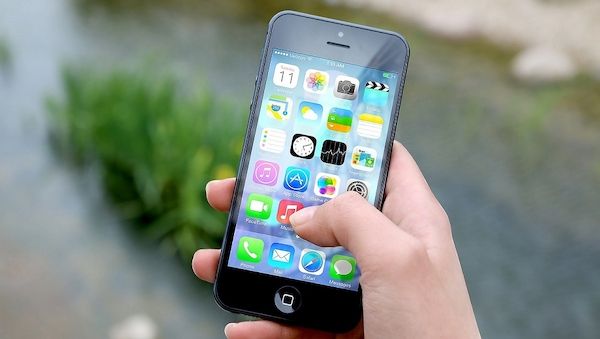 ARAG. Wenn das Smartphone die Kunst des Zuhörens untergräbt