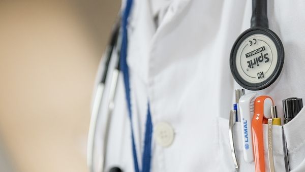 ARAG: Prostatakrebs- Warum die Vorsorge und Früherkennung so wichtig ist
