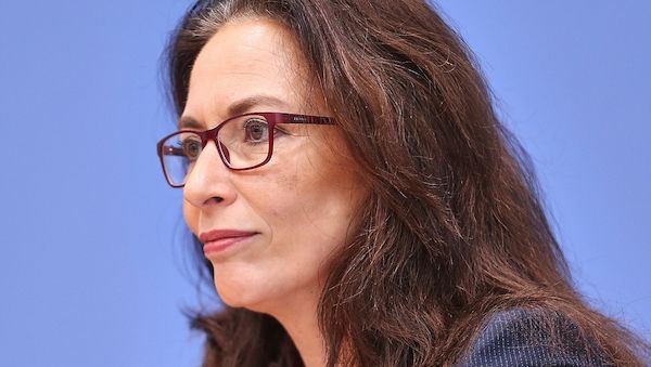 Fahimi kritisiert Bärs Bafög-Aussagen scharf