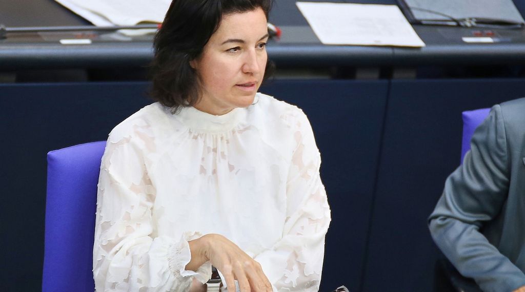 Bär: Sicherheit Deutschlands wird auch im All verteidigt