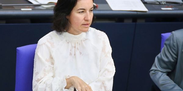 Bär: Sicherheit Deutschlands wird auch im All verteidigt