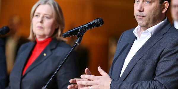 Forsa: SPD legt leicht zu - Union verliert wieder