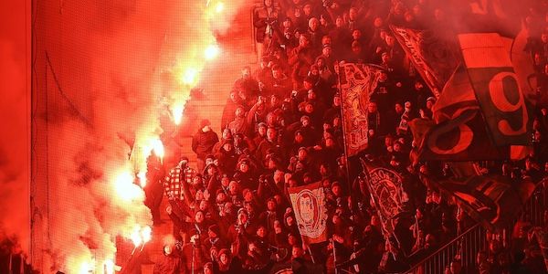 Bericht: IMK vertagt Entscheidung zu Pyrotechnik in Stadien
