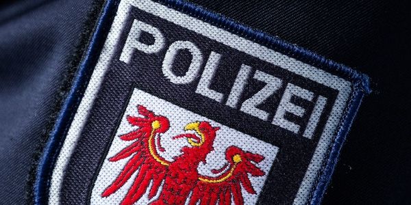 Brandenburger Polizei findet totes Baby – zwei Menschen festgenommen
