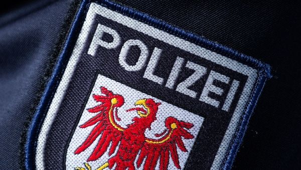 Brandenburger Polizei findet totes Baby – zwei Menschen festgenommen