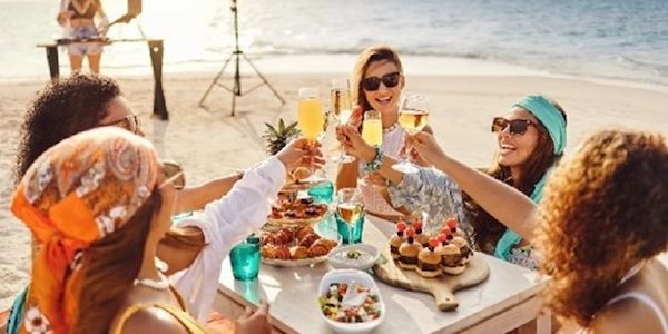 Der Inseltisch neu gedacht:  Nova Maldives stellt „Maldivian Flavours“ Fine Dining Konzept vor