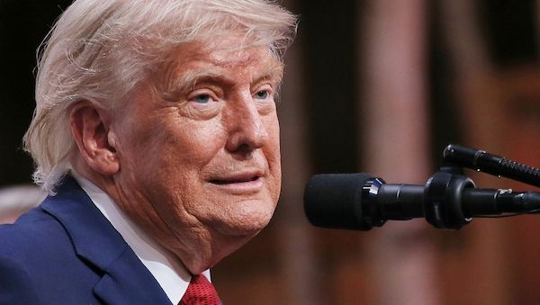 Grünen-Chefin kritisiert Trumps Iran-Deal scharf