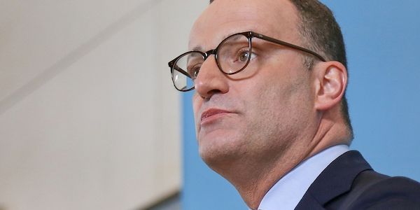 Scharfe Kritik an Spahn nach Thiel-Treffen