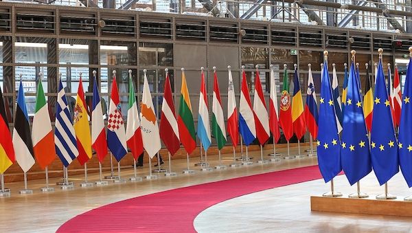 EU streitet über Schulden - Sondergipfel im November im Gespräch