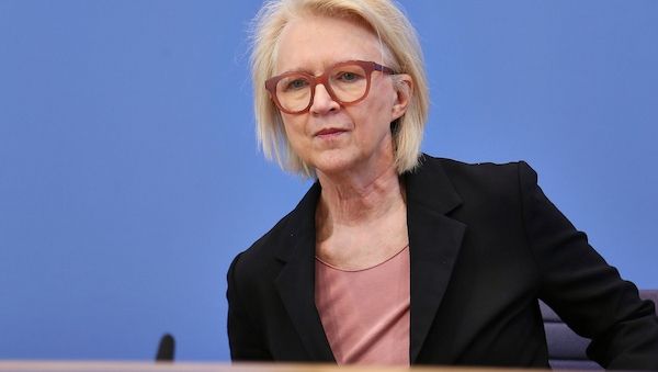 Schnitzer fordert Rücknahme der Gastrosteuer-Senkung