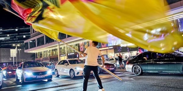 Fußball-Fans feierten Sieg der Nationalelf am Kurfürstendamm