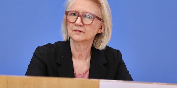 Wirtschaftsweise Schnitzer fordert Einschränkung von Minijobs