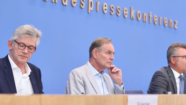 Kommunen kritisieren Kommunikationskanäle ins Kanzleramt