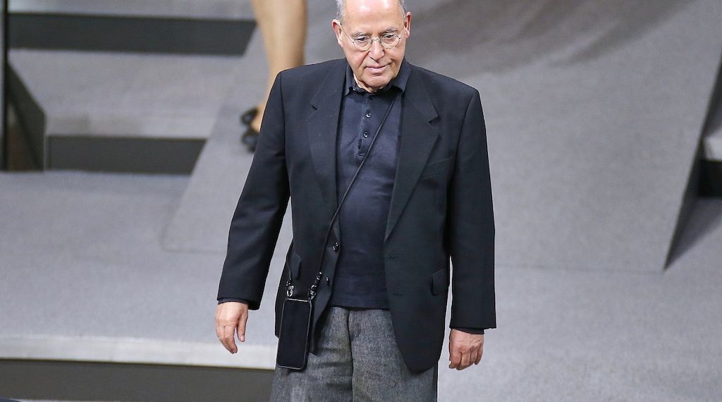 Gysi verteidigt hohe Nebeneinkünfte als Abgeordneter