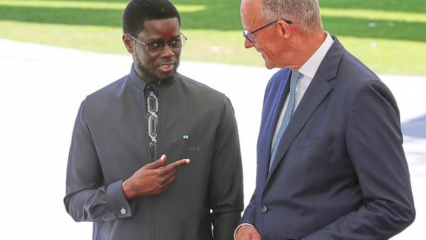 Merz lobt Wirtschaftsreformen in Senegal