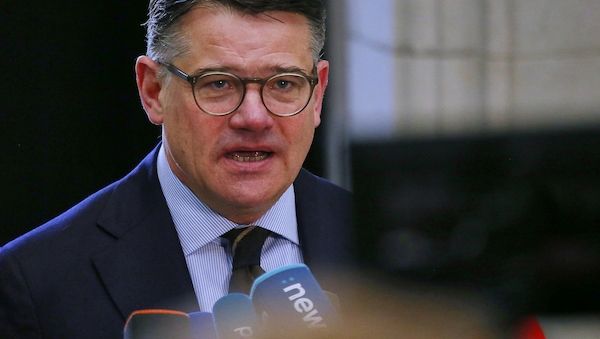 Rhein fordert Kompensation für Steuerausfälle der Länder