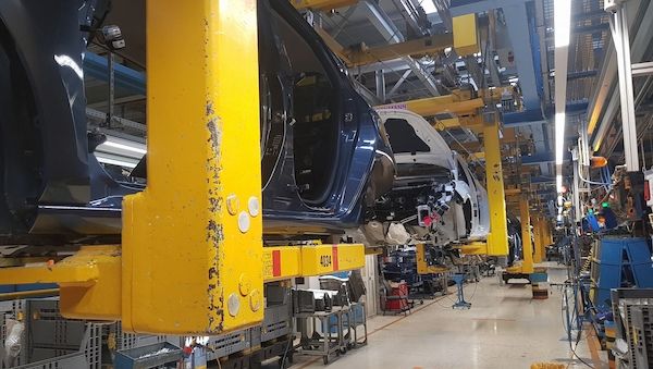 Stimmung in deutscher Wirtschaft etwas besser